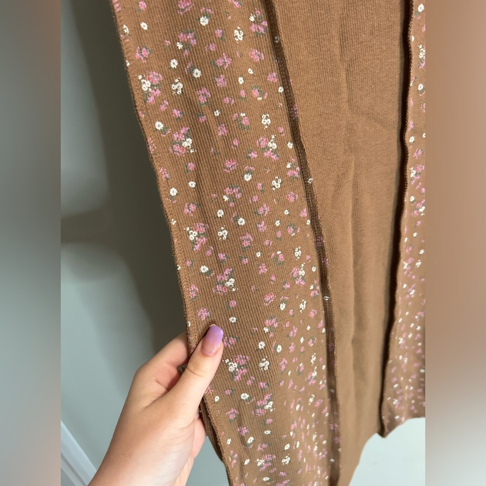 Brown dress with purple and white flowers. Size small.